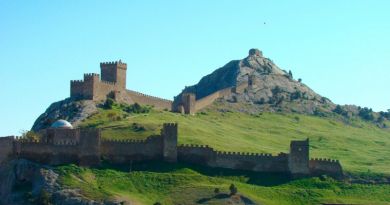 Экскурсии в `Генуэзская крепость в Судаке` из Феодосии