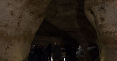 Экскурсия из Феодосии: Пещера Таврида и  мужской монастырь Сурб-Хач фото 12769