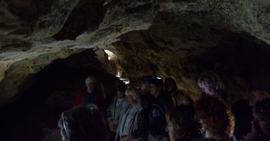 Экскурсия из Феодосии: Пещера Таврида и  мужской монастырь Сурб-Хач фото 12777